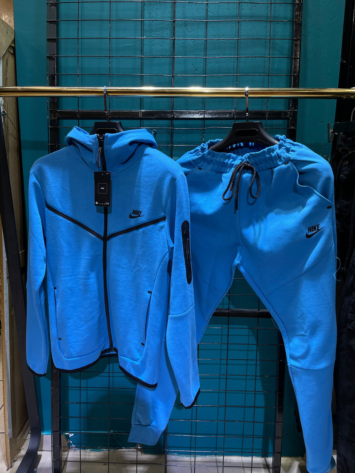 NIKE TECH FLEECE - ΣΕΤ ΦΟΡΜΕΣ 2024