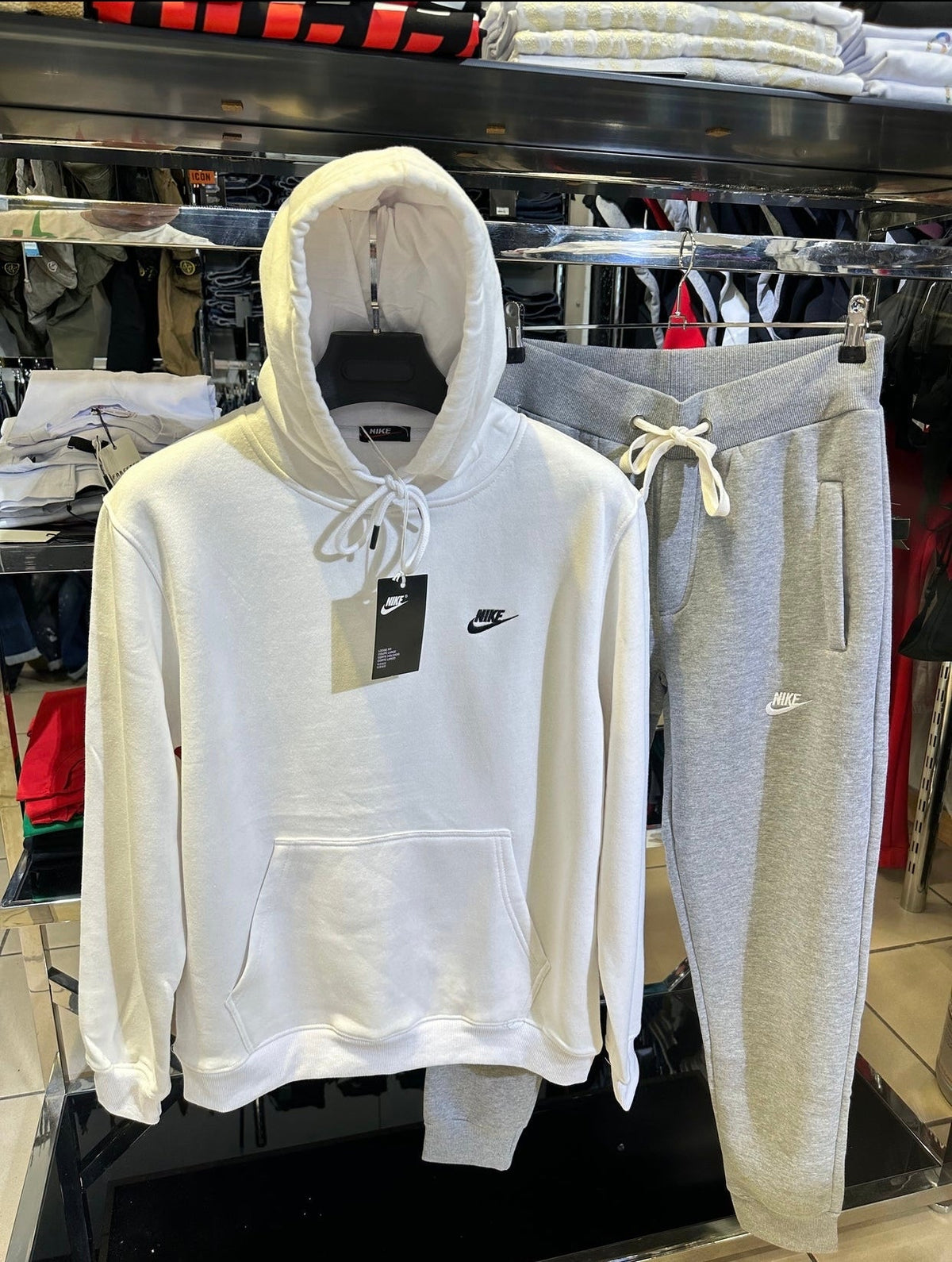 NIKE SPORTWEAR SET