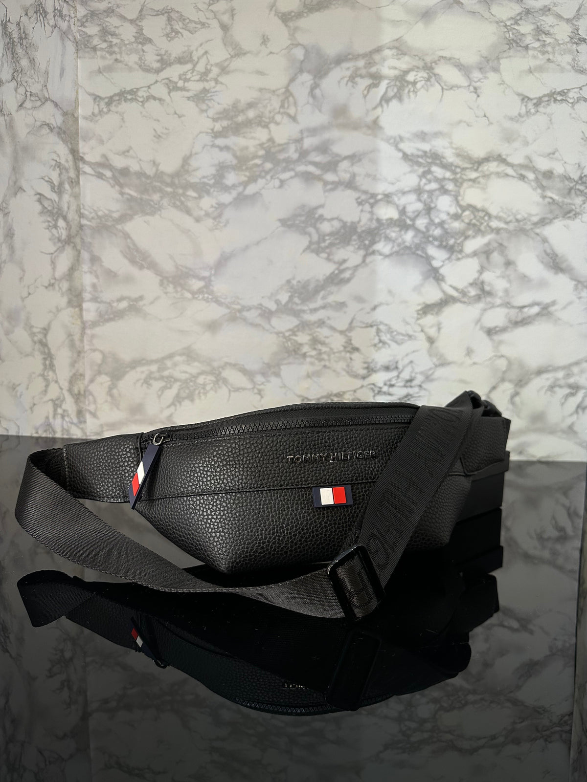 TOMMY HILFIGER BAGS