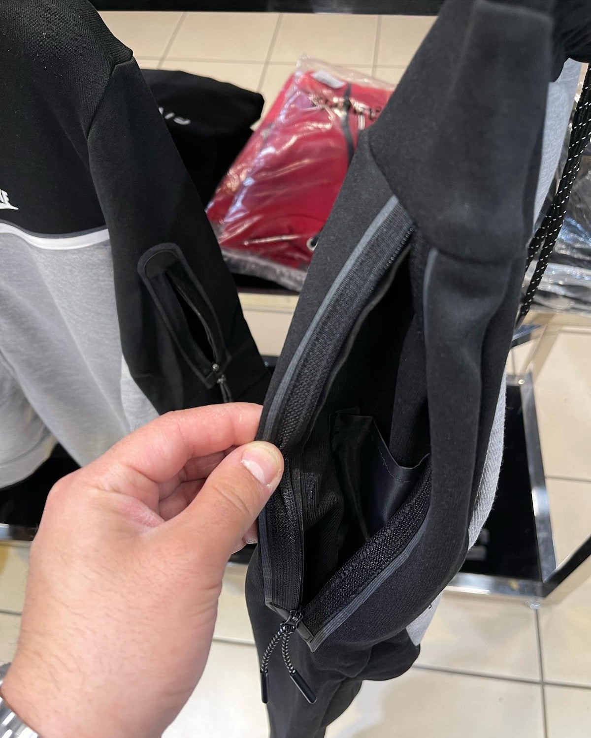 NIKE TECH FLEECE - ΣΕΤ ΦΟΡΜΕΣ 2024